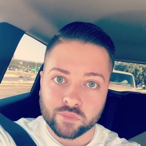 Meet your Posher, Jonathan